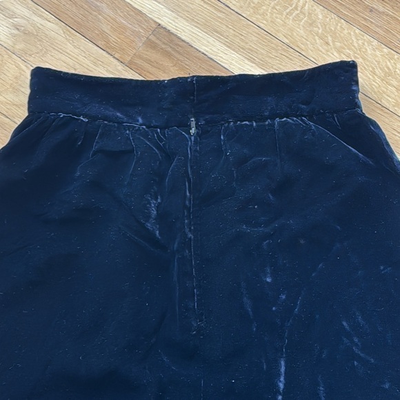 Valentino Boutique Black Front Slit Velvet Skirt - Picture 9 of 11